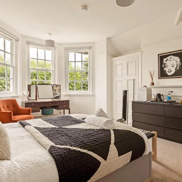 The Vicarage Tooting, SW17, hotel in London