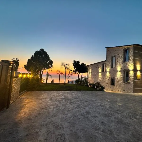 Villa e Diellit, hotel a Kaninë