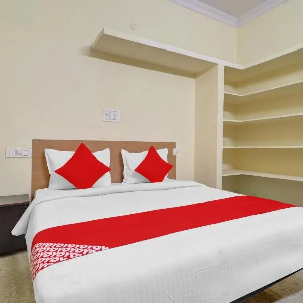 Hotel O RBS Square Langer Houz, hotel v destinaci Haidar Sāhibgūda