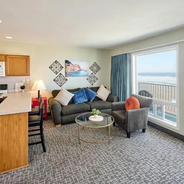 Family Suite - Sleeps Six - Ocean Views & Beach Access - Pool and Hot Tub, hotel sa Lincoln City