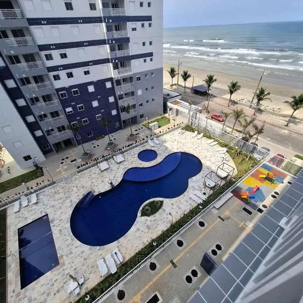 Apartamento frente OCEAN, hótel í Mongaguá