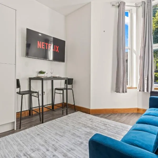 Cardiff Spa Escape - Sleeps 5, hotel in Cardiff