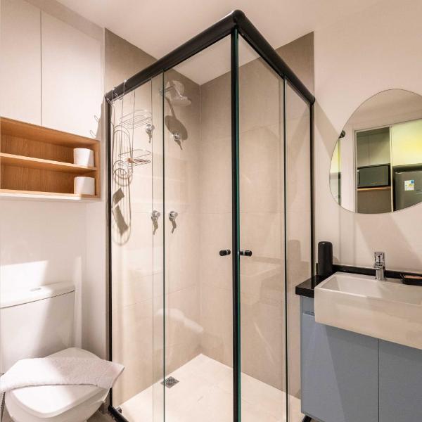 BHaus Paraíso On Paulista - Studio Premium com Vista Incrível 13o andar - Cama Queen - ao lado do Metrô Paraíso - Estacionamento pago no prédio - Academia - Lavanderia Omo - Coworking - Mini Mercado - op13 - Foto 3