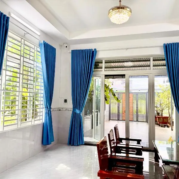 Villa 1985, ξενοδοχείο σε Buon Ma Thuot