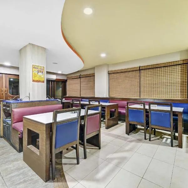 Super Townhouse OAK Hotel Belsons Taj Mahal, hotel v destinaci Secunderābād