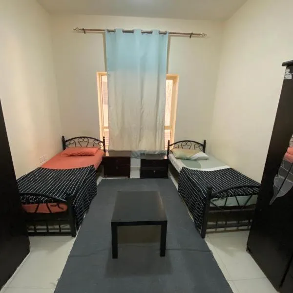 سكن شباب بالتعاون - ALEX Hostel - Sharjah, hotel v destinaci Sharjah