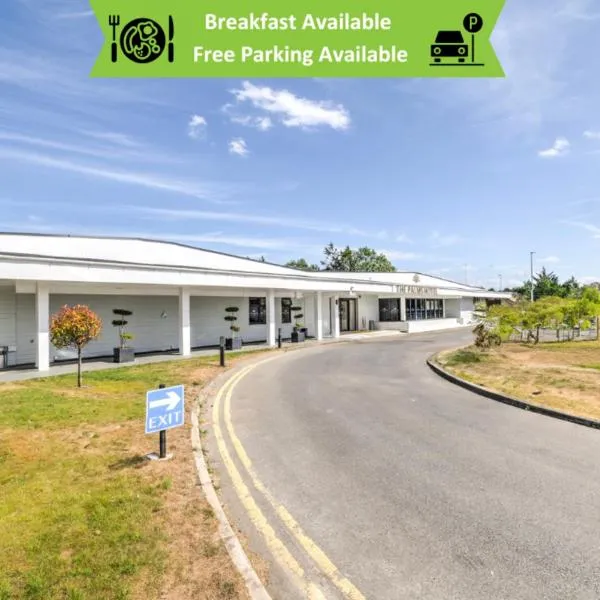 Dancenter Lux Resort London City M25, hotel in Romford