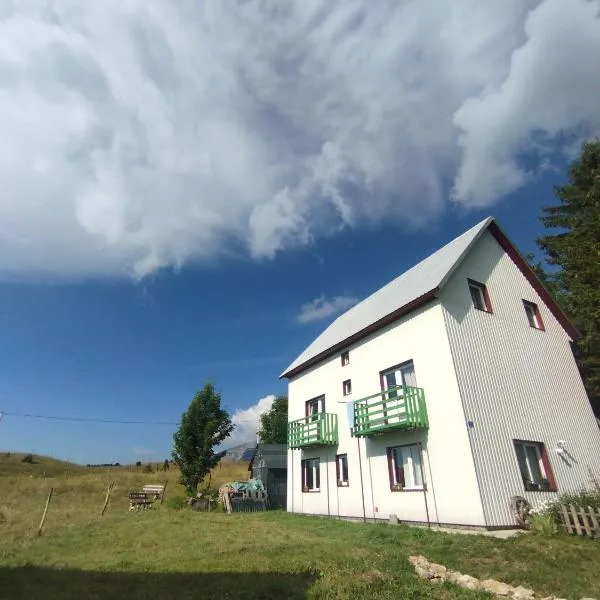 Farm stay La NOSTRA CASA、ジャブリャクのホテル