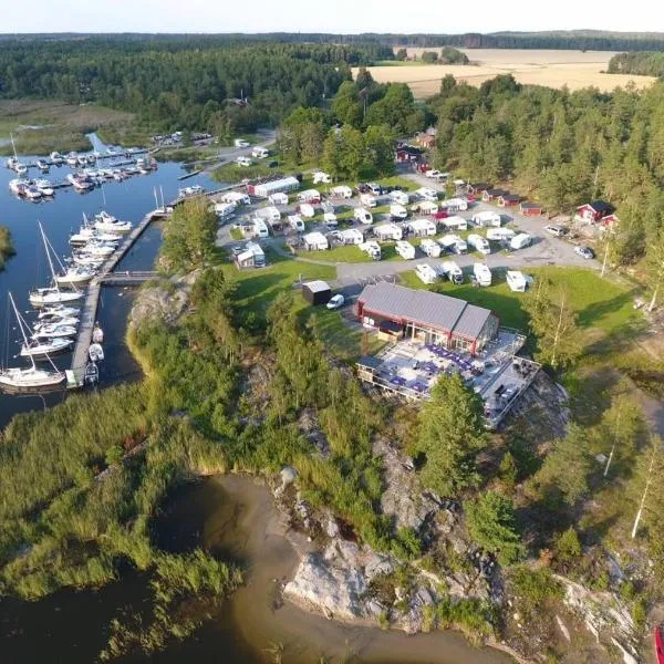 Ekenäs Camping & Gästhamn, hotel en Ekenäs