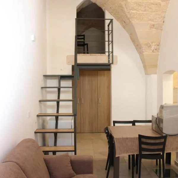 CRISTALLI Home, hotel in Galatina