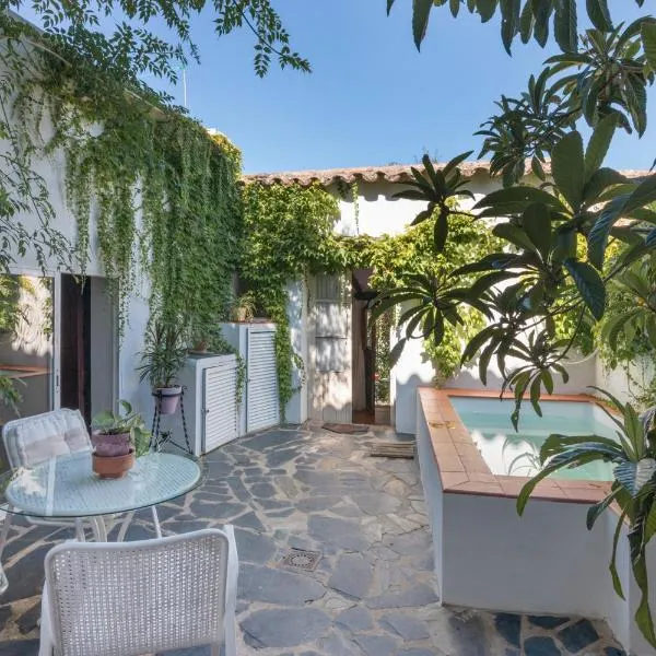 La Rana Verde de Abajo, hotel in Los Romeros