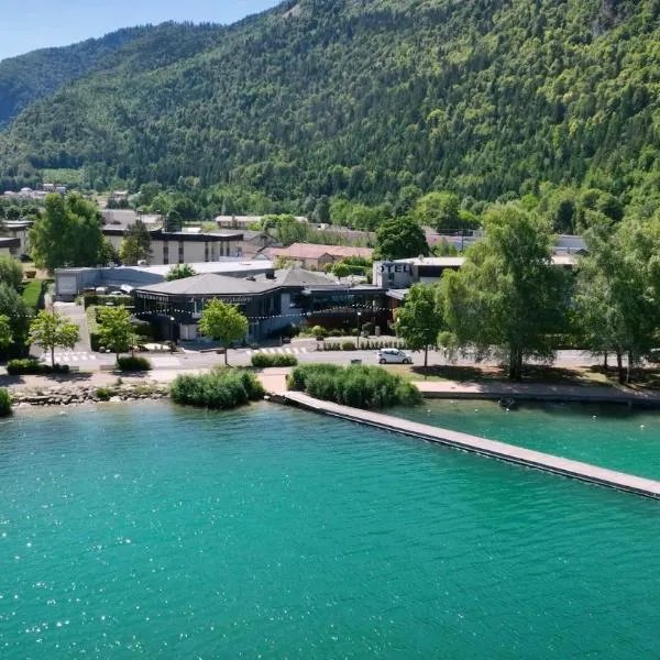 Logis Hotel L'Embarcadère, hotel v destinaci Nantua
