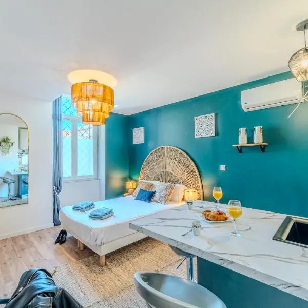 Orchidée Parking & Clim - Roanne centre-ville, hotel in Roanne