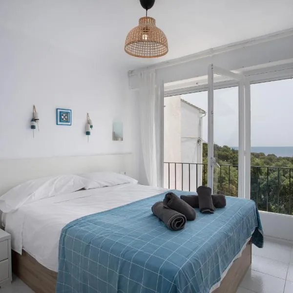 Encantador piso con imponentes vistas al mar, hotel in Calella de Palafrugell