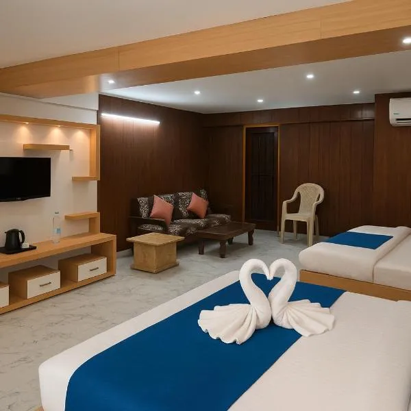 Hotel Rajnandani Palace by IQ Hotels - Steps from Ram Mandir, Ayodhya, hotel em Ayodhya