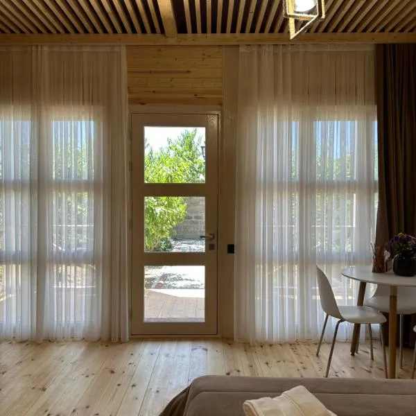 Armenian Corner, hotel in Pʼarakʼar