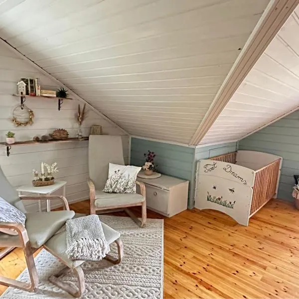 Ferienwohnung Midsommar, hotel di Hohenberg an der Eger