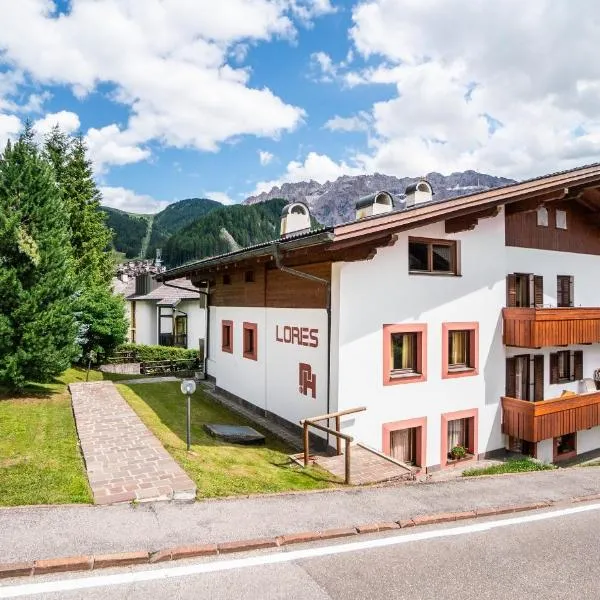 Apartments Lores, hotel in Selva di Val Gardena