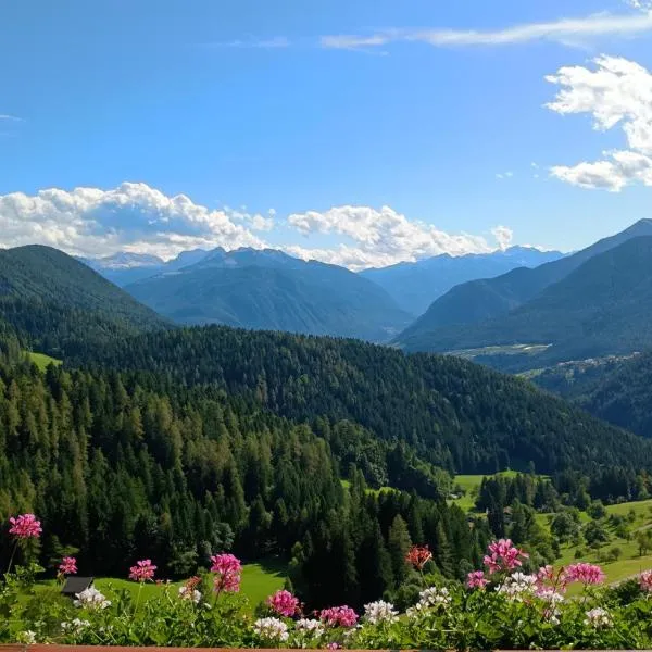 Eggernhof, hotel in Lauregno