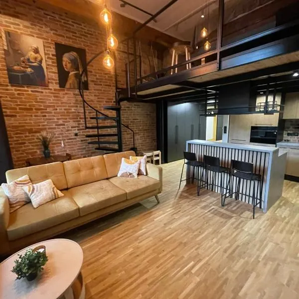 NOWY Loft Drewnowska 77 - naprzeciwko Manufaktury – hotel w Łodzi