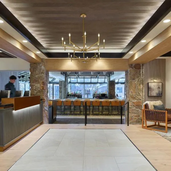 Stonebridge Inn, хотел в Сноумас Вилидж