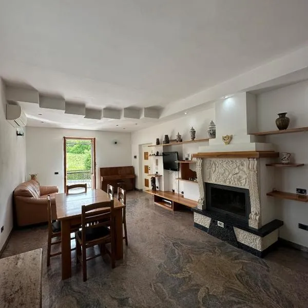 CASA DI BETTA Appartamento 2 Ascoli, Norcia, Monti Sibillini, hotell i Piana di Forcella