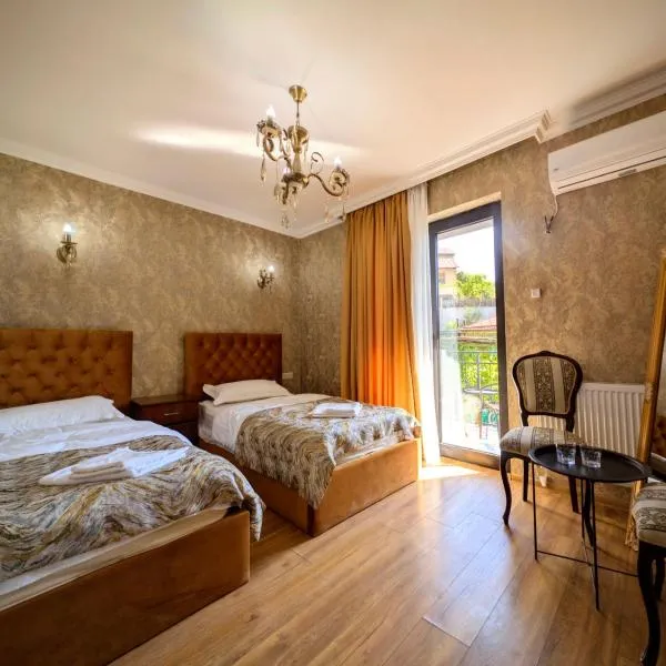 Hotel Sunny Days Borjomi, hotel en Borjomi
