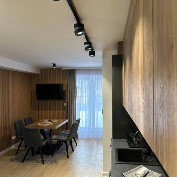 Leśne Wzgórze Apartamenty, hotel in Korbielów