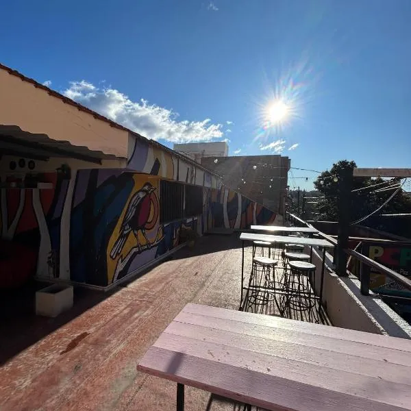 Central Paz Hostel, hotel in Villa Carlos Paz