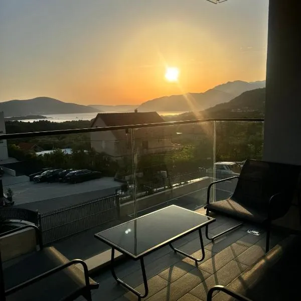 Residenza Apartments, hotel in Kotor