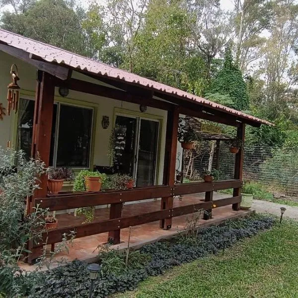 Acogedora cabaña para dos, hotel di Santa Ana