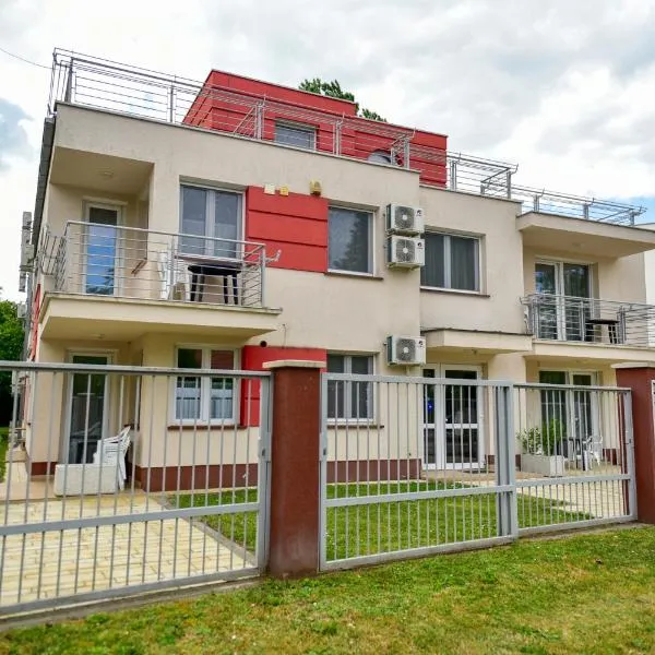 Veritas Apartment Zamárdi, hotel in Zamárdi