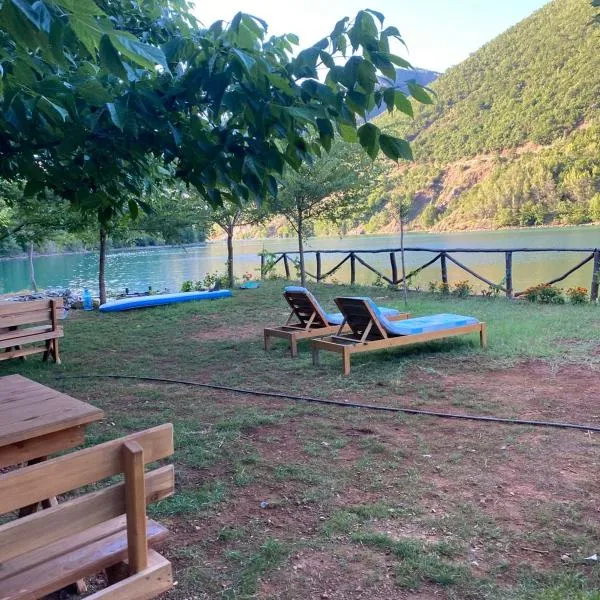 Bujtina Liqeni i Shkopetit, hotel in Madhesh