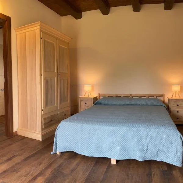 Il Fienile - PT, hotel in Varese