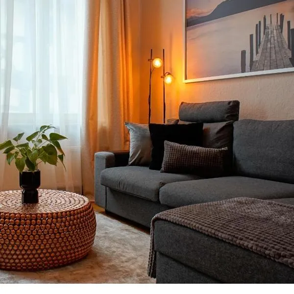 Fewo Sweethome Lutherstadt Wittenberg - zentral gelegen in ruhiger Seitenstraße, inklusive Parkplatz und 2 Min Fußweg zur Schlosskirche, hotel v destinácii Lutherstadt Wittenberg