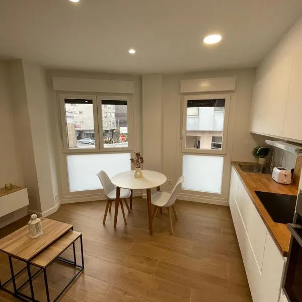 Apartamento PLAYA DE SALGUEIRON، فندق في كانجاس دي مورازو