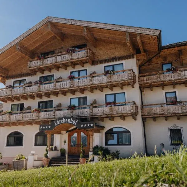 Hotel Lärchenhof, hotel v destinaci Katschberghöhe