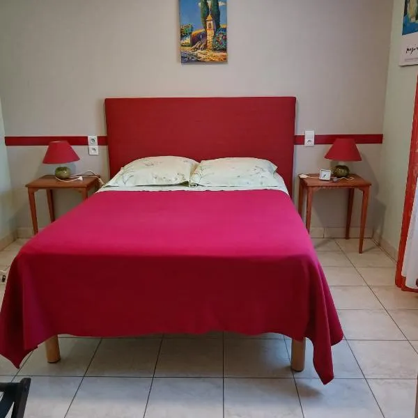 Gîte La Jaubertie Labellisé Handicap, ξενοδοχείο σε Meyrals
