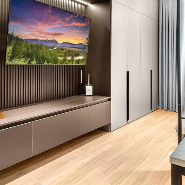 Sky-High Luxury Apt Nest One Panoramic City Views, hotel in Tashkent