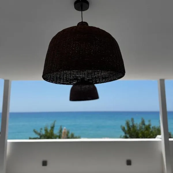 Noema, hotel in Loutsa
