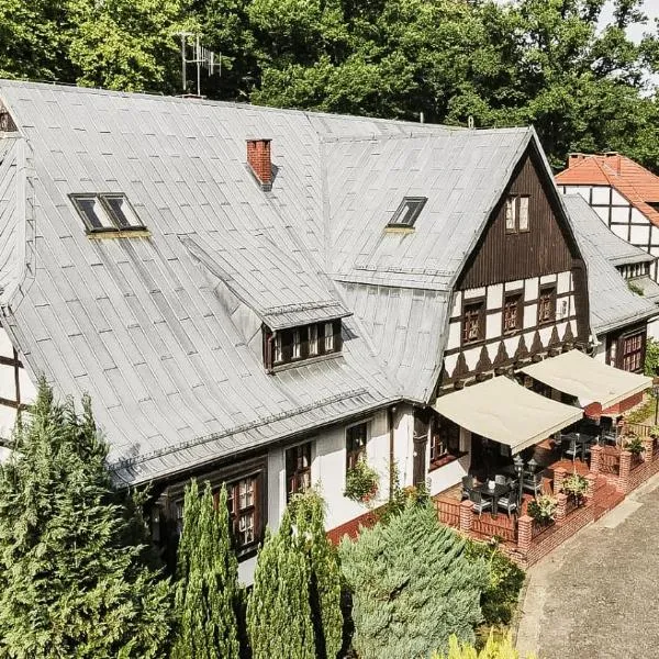 Dworek Osiecki, Hotel in Osieki