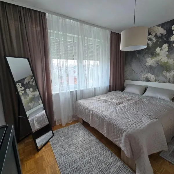 Flower Home Belgrade, hotel in Belgrade