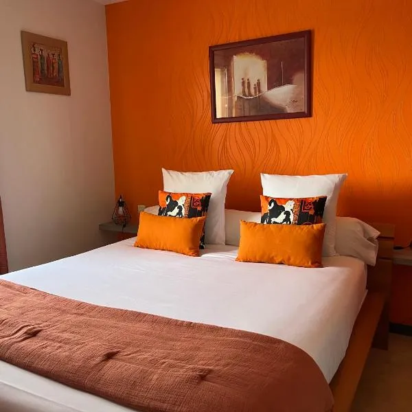 Logis hôtel Les Confins du perche, hotel in Sceaux-sur-Huisne