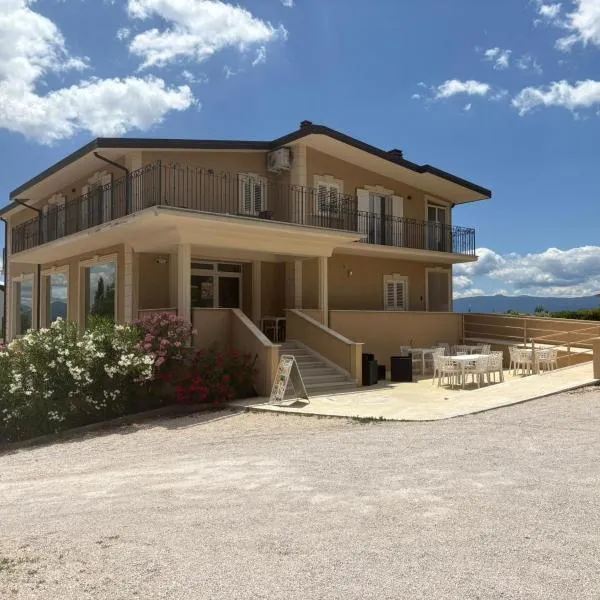 Ranieri Guest House, khách sạn ở Celano