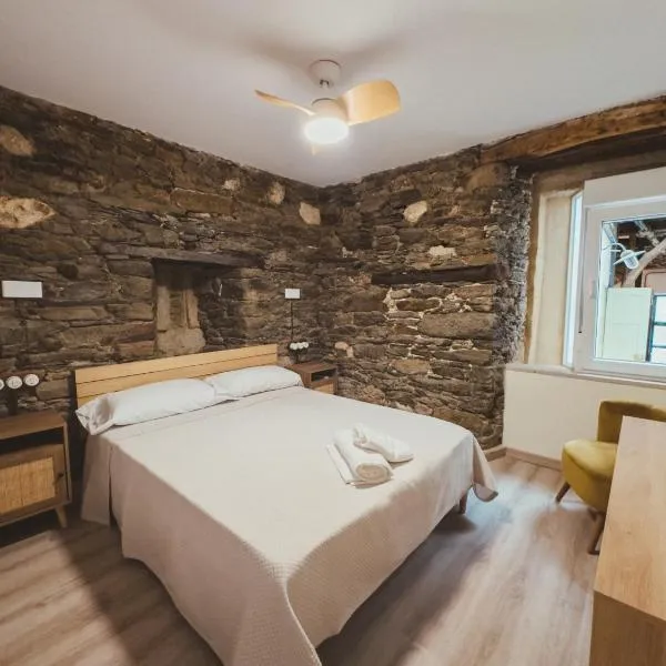 Go Compostela - Sarria 6 pax, hotel in Sarria