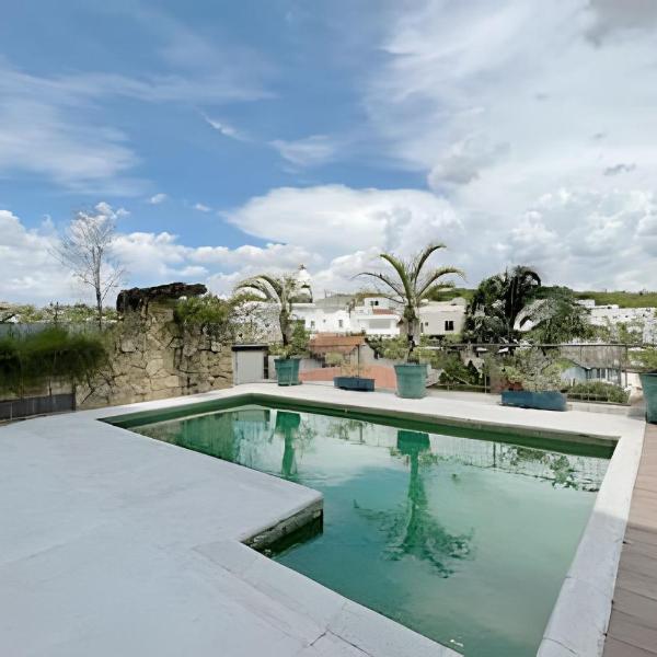 Mansão com Piscina | Conforto e Exclusividade