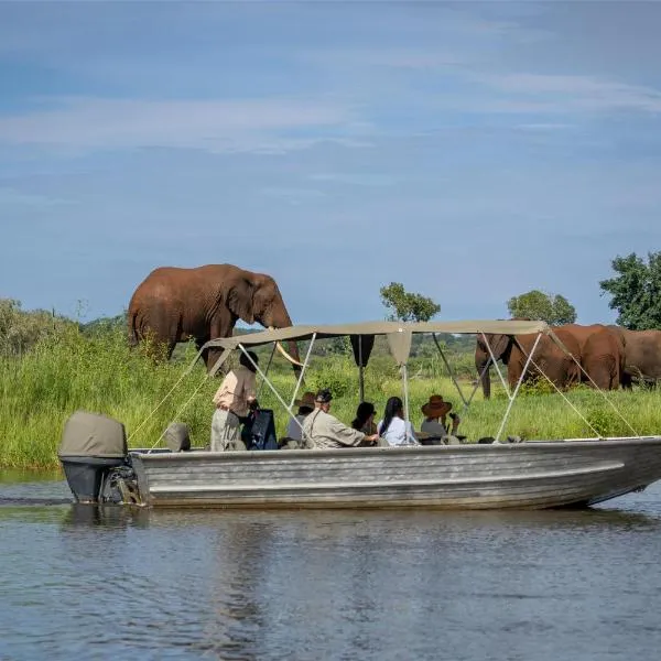 Radisson Blu Mosi-oa-Tunya Livingstone Resort, hotel in Livingstone