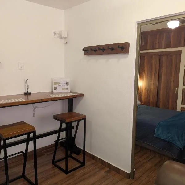 Moderna, Comoda Suite Nube en Tepotzotlán Centro, hotel in Tepotzotlán