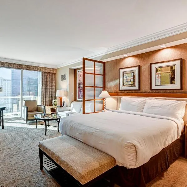 Sierra Studio at MGM Signature Tower 1 BALCONY STRIP VIEW, hotel in Las Vegas