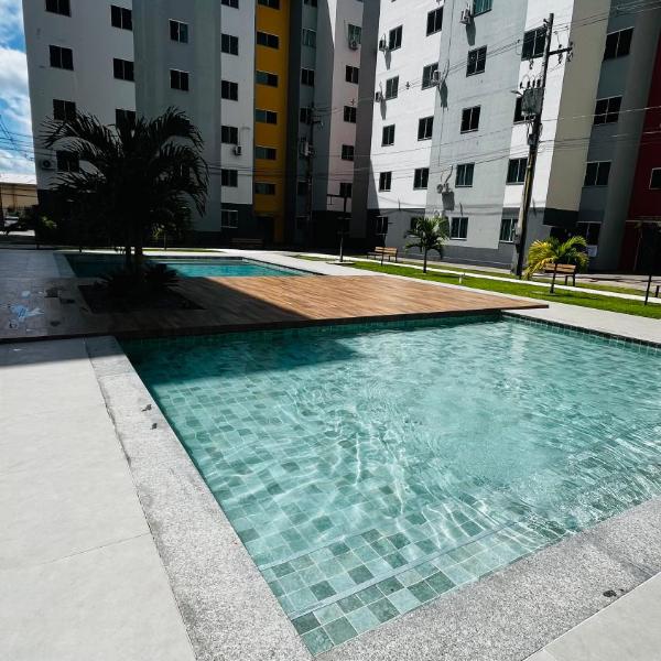 Apto c TV Streaming Ar Wifi e Piscina